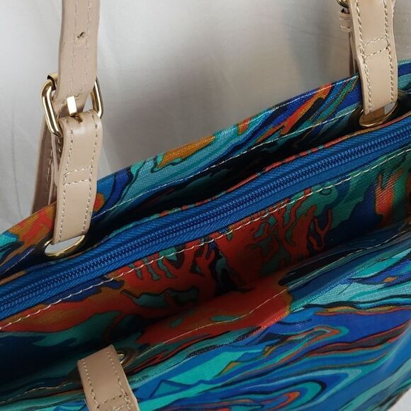 Sakroots Artists Circle Born Into Water Tote Bag - Picture 11 of 16